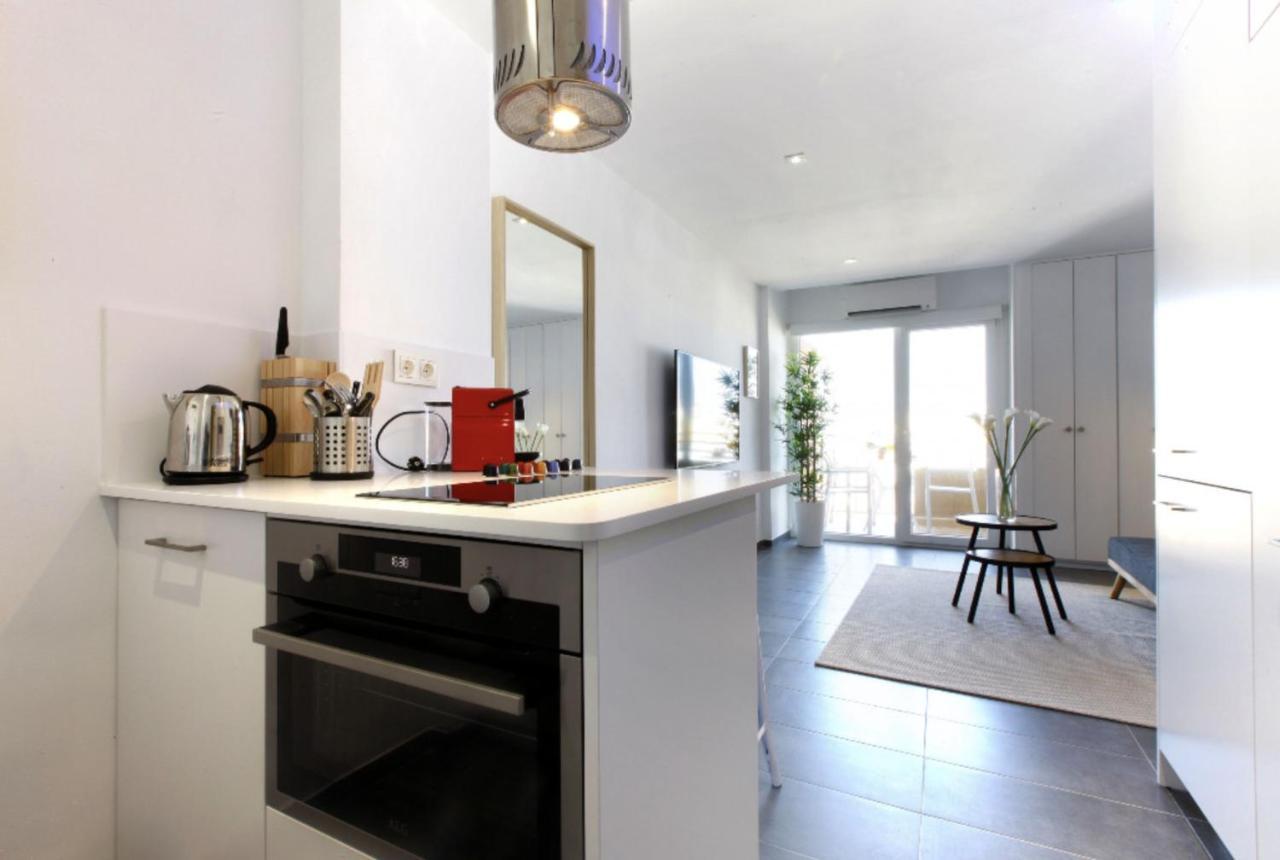 Precioso Apartamento Con Vistas Al Mar Y Piscinas Benalmádena Kültér fotó